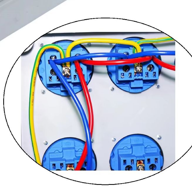 Power Tools Distributor - Wall Distributor PowerDistributor 6x230V IP44 For